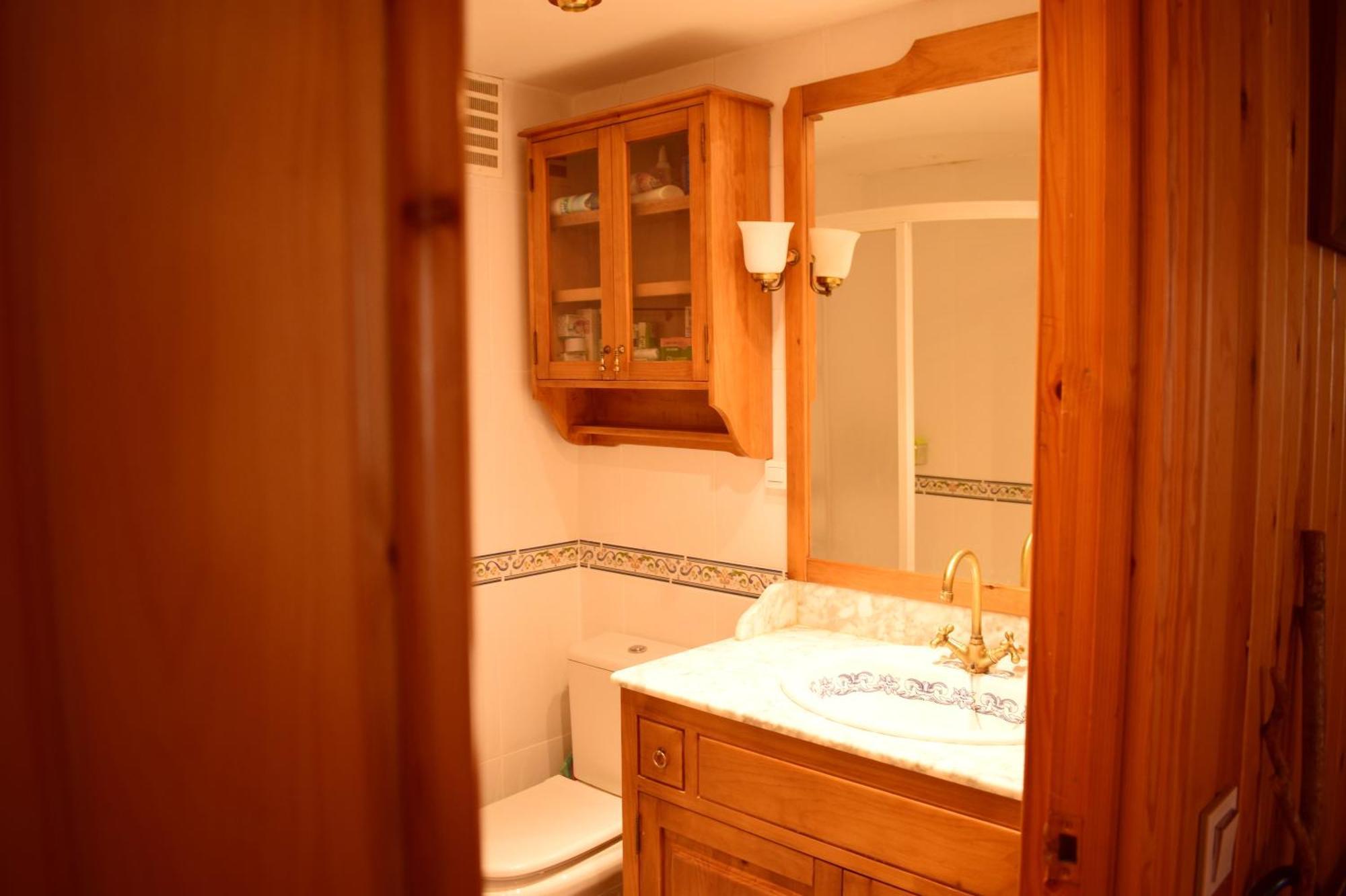 Saliecho Acogedor Apartamento Jardin Y Piscina Sallent De Gallego Exterior photo